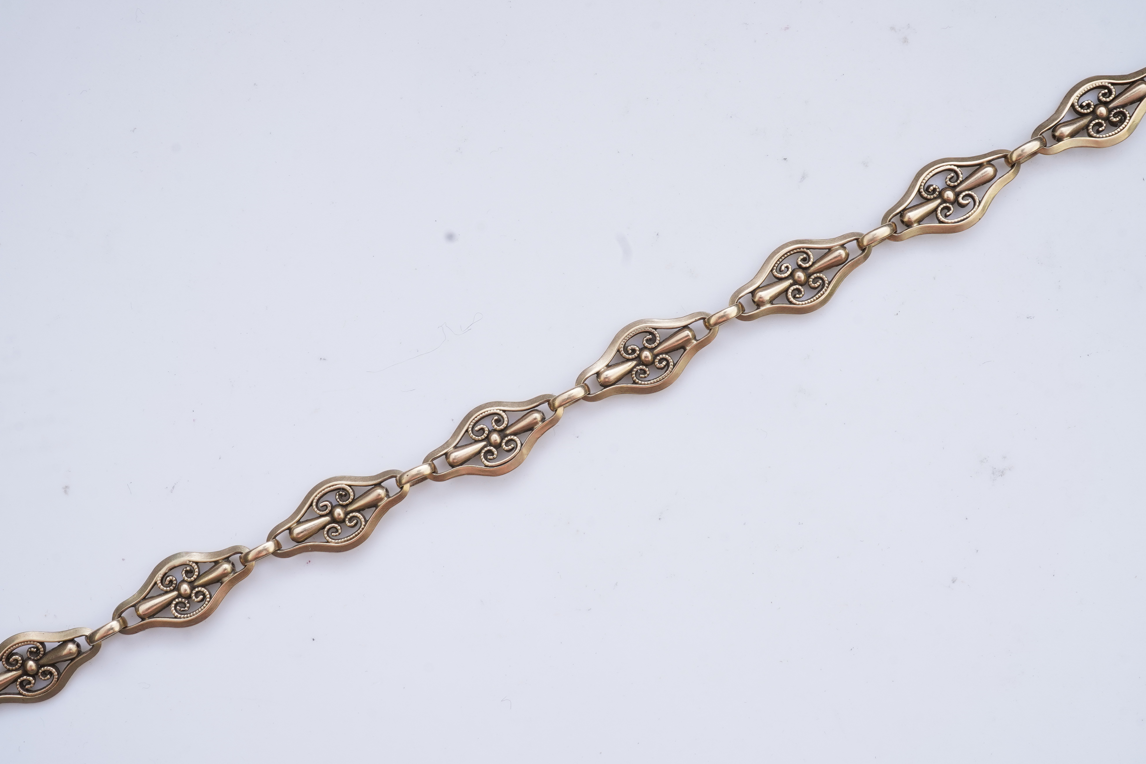 A gold bracelet, France, early 20th century
